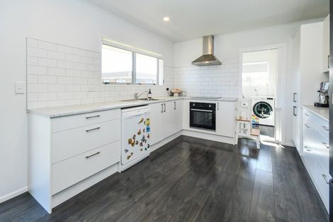 Photo of property in 7 Jutland Road, Pukekohe, 2120