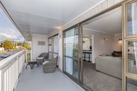 Photo of property in 17 Hakanoa Street, Huntly, 3700