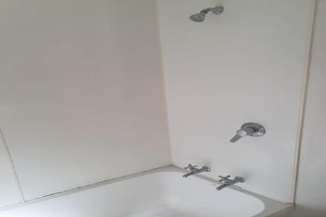 Photo of property in 16a Parsons Glen, Karori, Wellington, 6012