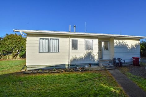 Photo of property in 16 Tasman Crescent, Carterton, 5713