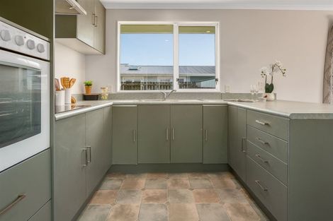 Photo of property in 95b Muri Road, Pukerua Bay, 5026