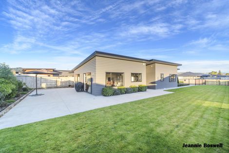 Photo of property in 302 Cambridge Avenue, Ashhurst, 4810