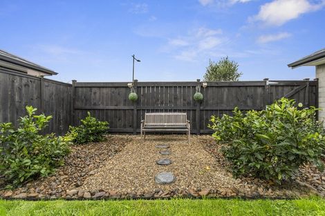 Photo of property in 10 Magnolia Close, Te Kauwhata, 3710