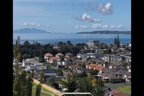 Photo of property in 11a Orewa Heights Crescent, Orewa, 0931