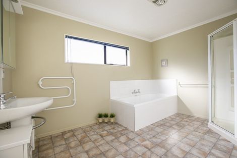 Photo of property in 552 Paierau Road, Opaki, Masterton, 5881