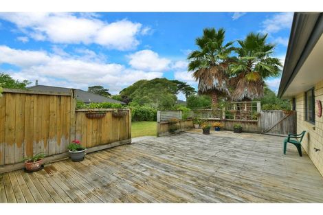 Photo of property in 8 Puhoi Close, Puhoi, Warkworth, 0994