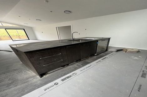Photo of property in 195 Howden Drive, Jacks Point, 9371