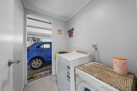 Photo of property in 168a Rathgar Road, Henderson, Auckland, 0610