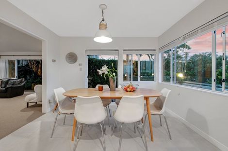 Photo of property in 21a Monyash Road, Manly, Whangaparaoa, 0930