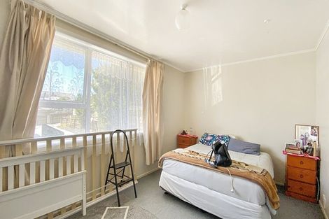 Photo of property in 27 Olive Crescent, Papatoetoe, Auckland, 2025