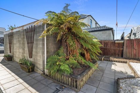 Photo of property in 2/110 Caledonian Road, St Albans, Christchurch, 8014