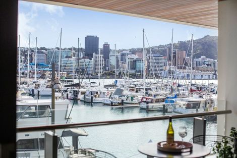 Photo of property in Clyde Quay Wharf, 1/7b Clyde Quay Wharf, Te Aro, Wellington, 6011