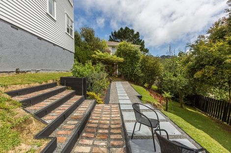 Photo of property in 10 Tau Grove, Takapuwahia, Porirua, 5022