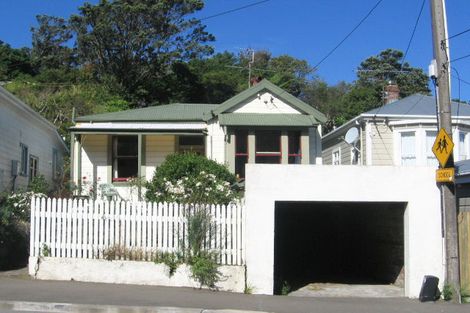 Photo of property in 239 Ohiro Road, Brooklyn, Wellington, 6021