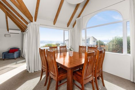 Photo of property in 121 Thompson Road, Bluff Hill, Napier, 4110