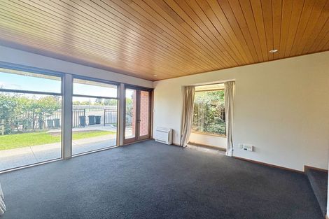 Photo of property in 1/31 Crichton Terrace, Cashmere, Christchurch, 8022