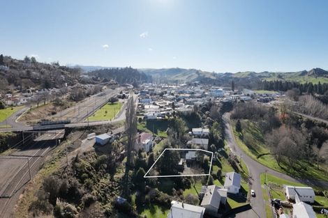 Photo of property in 11 Kakapo Place, Taihape, 4720