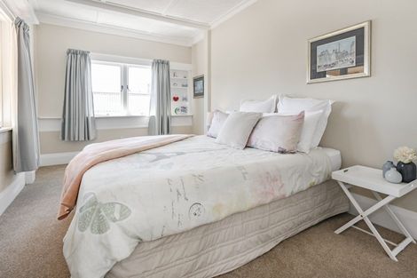 Photo of property in 17 Kopanga Road, Havelock North, 4130