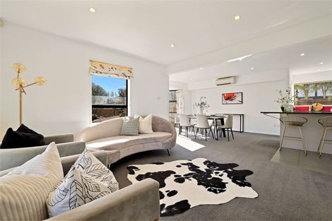 Photo of property in 15 Thurlestone Place, Burnside, Christchurch, 8053