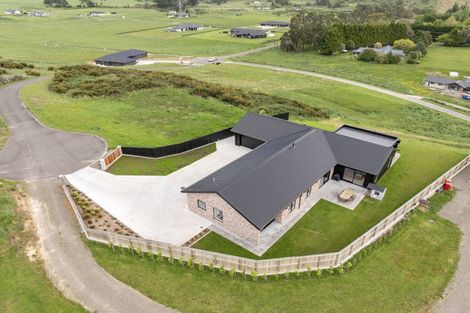 Photo of property in 29 Tuscany Way, Fitzherbert, 4410