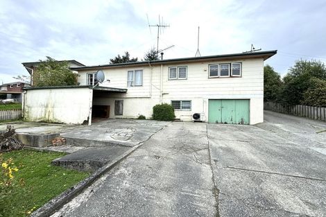 Photo of property in 215 Clyde Street, Balclutha, 9230