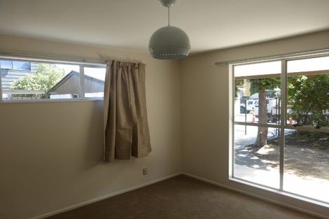 Photo of property in 41 Royal Park Drive, Parklands, Christchurch, 8083