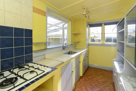 Photo of property in 30 Mill Road, Clive, 4102