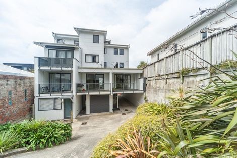 Photo of property in 1/464 Adelaide Road, Berhampore, Wellington, 6023