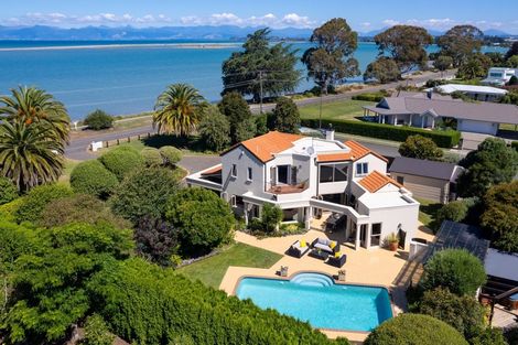 Photo of property in 63 Motueka Quay, Motueka, 7120