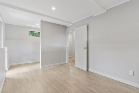 Photo of property in 26 Loughanure Place, Massey, Auckland, 0614