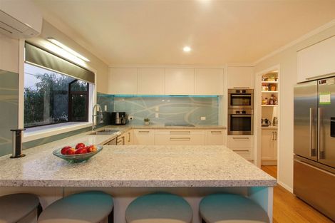 Photo of property in 5 Vela Place, Clarks Beach, 2122