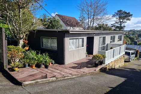 Photo of property in 1/103 Carlisle Road, Torbay, Auckland, 0632
