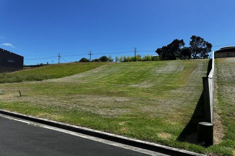 Photo of property in 9 Milky Way, Langs Beach, 0582