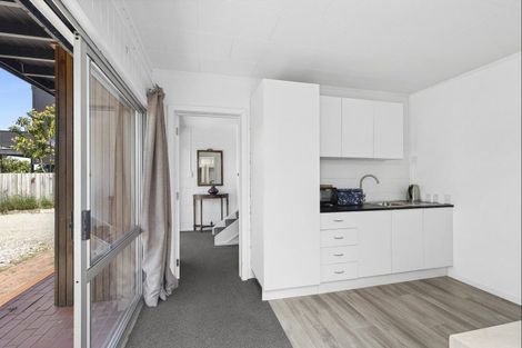 Photo of property in 279 Patons Rock Road, Patons Rock, Takaka, 7182