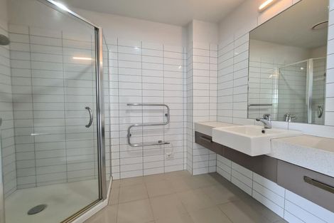 Photo of property in Bella Vista, 1f/84 Gunner Drive, Te Atatu Peninsula, Auckland, 0610