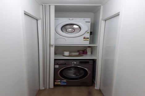 Photo of property in 1/22 Neptune Avenue, Beach Haven, Auckland, 0626