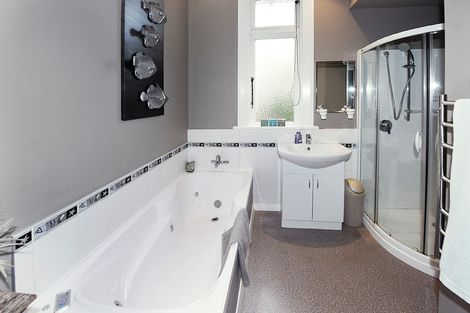 Photo of property in 18 Scoular Street, Maryhill, Dunedin, 9011