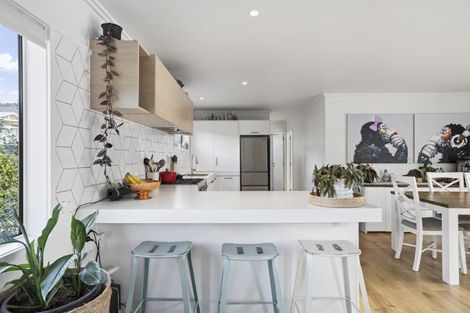 Photo of property in 246 Onemana Drive, Onemana, Whangamata, 3691