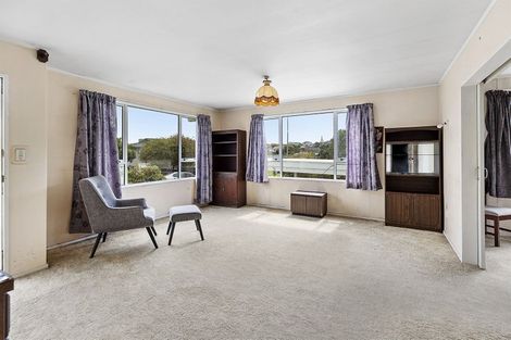 Photo of property in 11 Yarrow Place, Papakowhai, Porirua, 5024