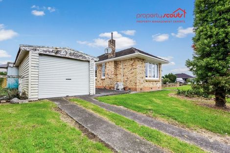 Photo of property in 16 Serjeant Street, Henderson, Auckland, 0612