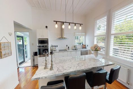 Photo of property in 24 Brassey Road, Saint Johns Hill, Whanganui, 4500