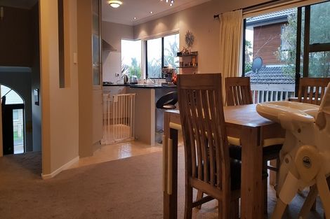 Photo of property in 21 Chadlington Avenue, Henderson, Auckland, 0612