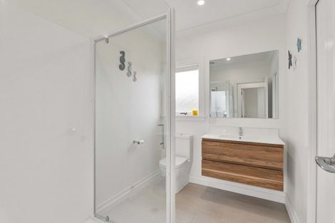 Photo of property in 54a Cloten Road, Stratford, 4332