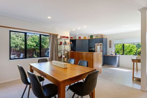 Photo of property in 13 Brandon Street, Otaki, 5512