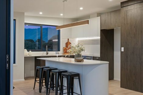 Photo of property in 42 Anderson Park Drive, Waikanae, 5036