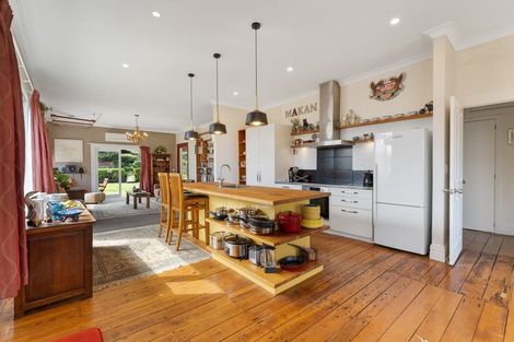 Photo of property in 76 Smart Road, Glen Avon, New Plymouth, 4312