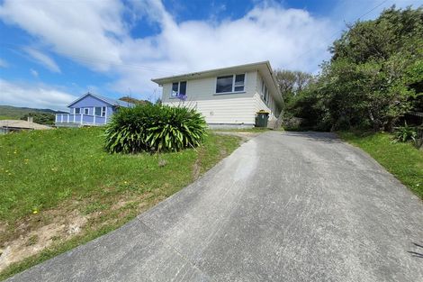 Photo of property in 21 Arene Grove, Titahi Bay, Porirua, 5022