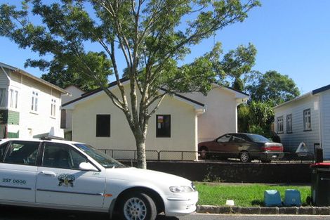 Photo of property in 4a Colonel Nixon Street, Onehunga, Auckland, 1061