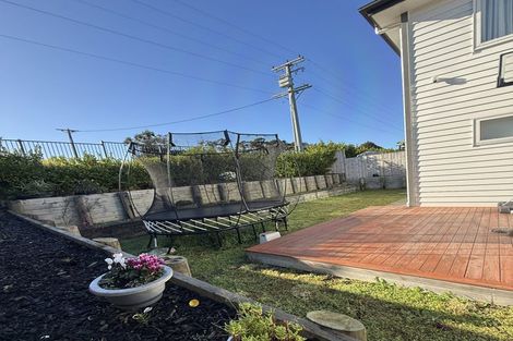 Photo of property in 25 Reserva Crescent, Kumeu, 0810