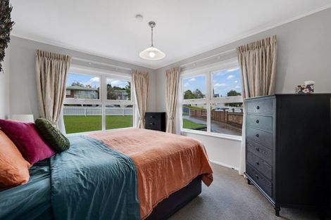 Photo of property in 7 Beechdale Crescent, Pakuranga Heights, Auckland, 2010